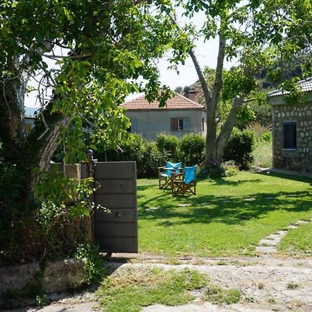 Argyra Ατθισ Cozy Cottage מראה חיצוני תמונה