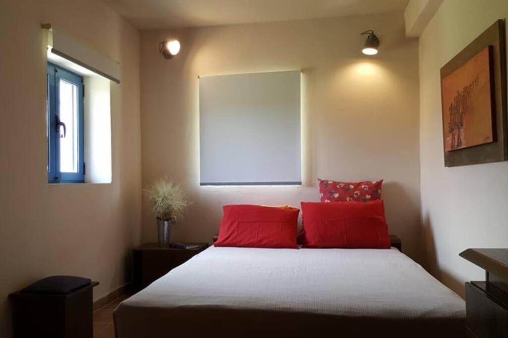 Argyra Ατθισ Cozy Cottage מראה חיצוני תמונה