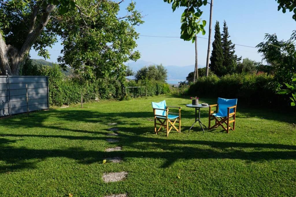 Argyra Ατθισ Cozy Cottage מראה חיצוני תמונה